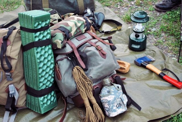 キャンプ道具の軽量化 バックパック一つでソロキャンプに出かけよう 最低限必要なギアって何編 そらいろキャンプ
